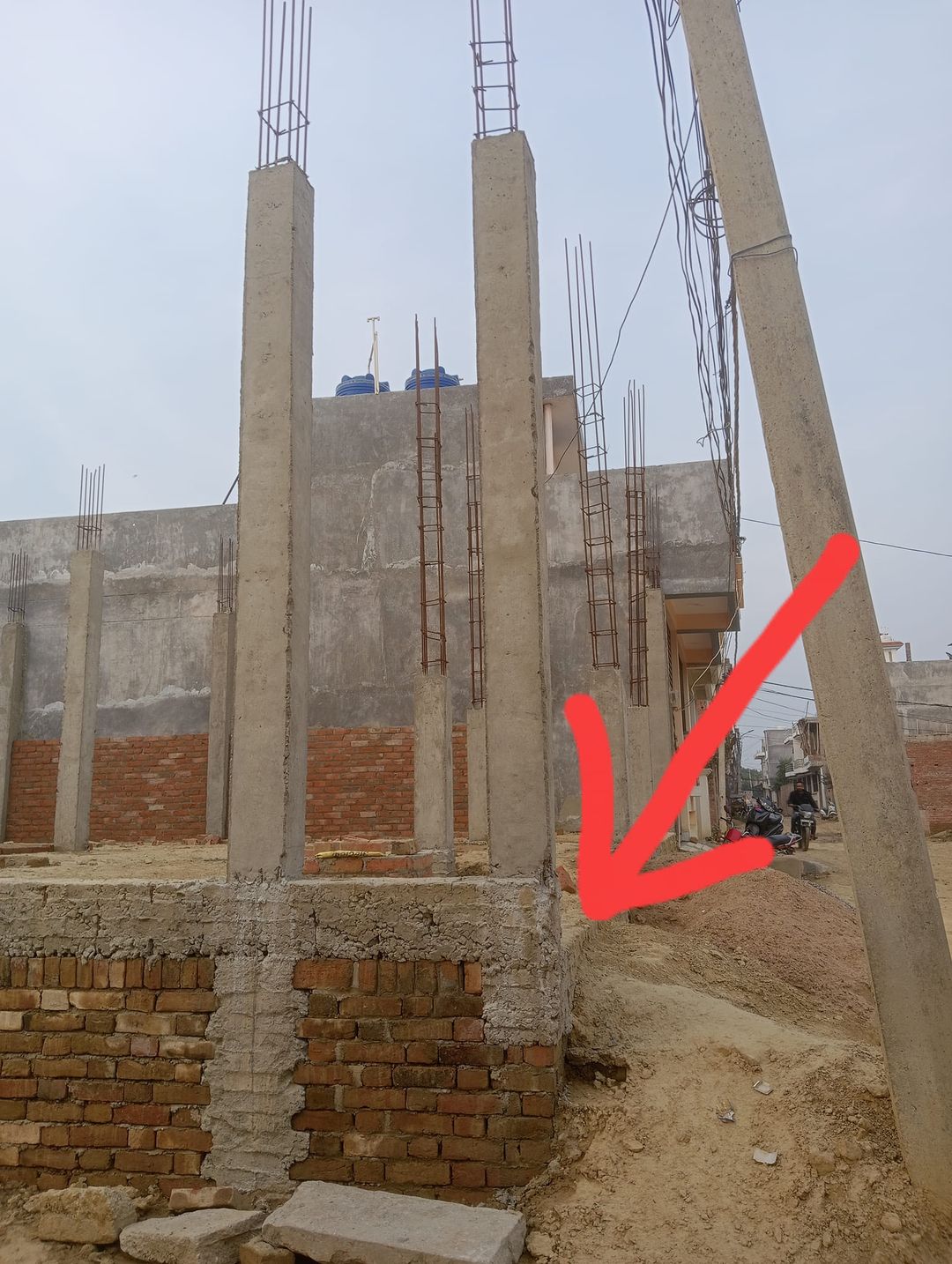 Gọi là đổ trụ không móng này.