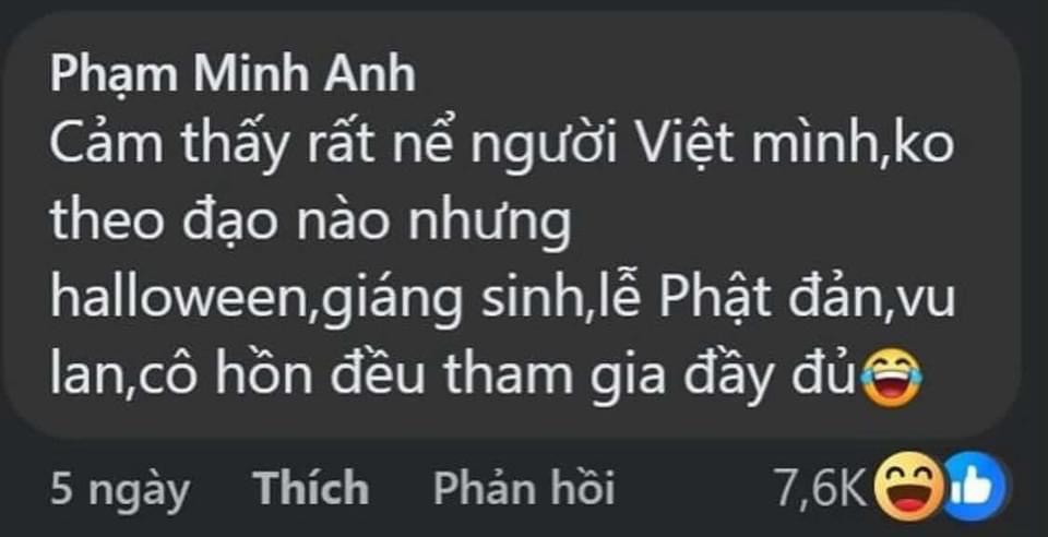 ❌ Vô thần
✅ Vô số thần