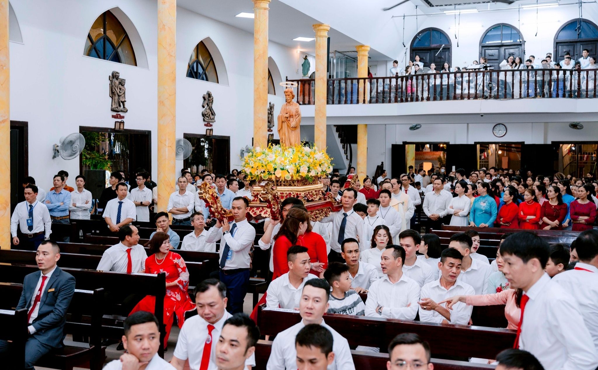 phailamgi_“Tin đạo, không tin người có đạo” Vì sao đến nỗi_1.jpg