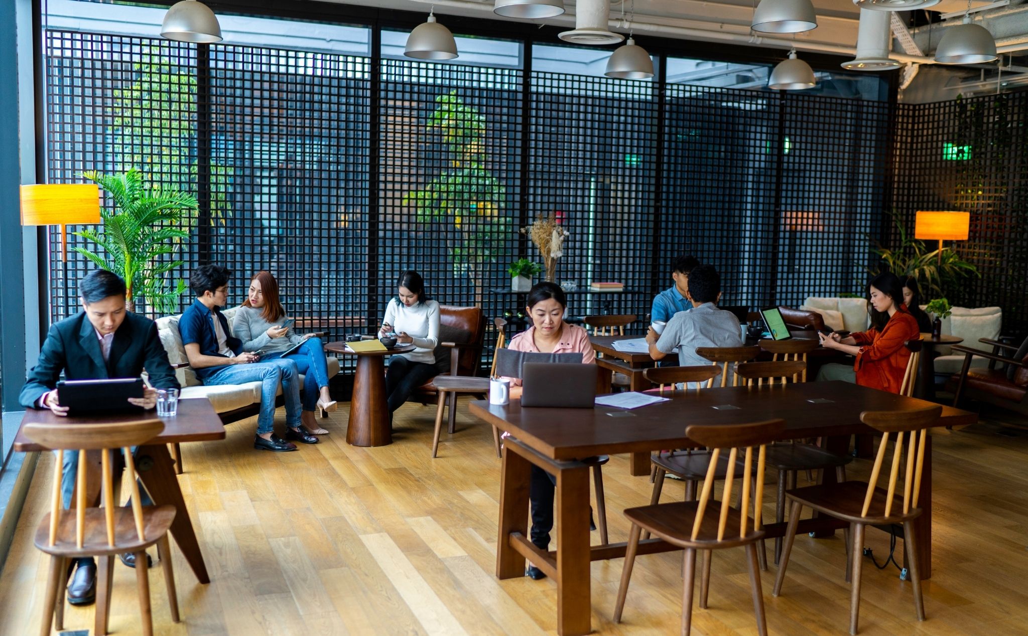 phailamgi_Ba cách tôi học được để sống đức tin nơi làm việc, theo gương Thánh Giuse Thợ_cv1.jpg