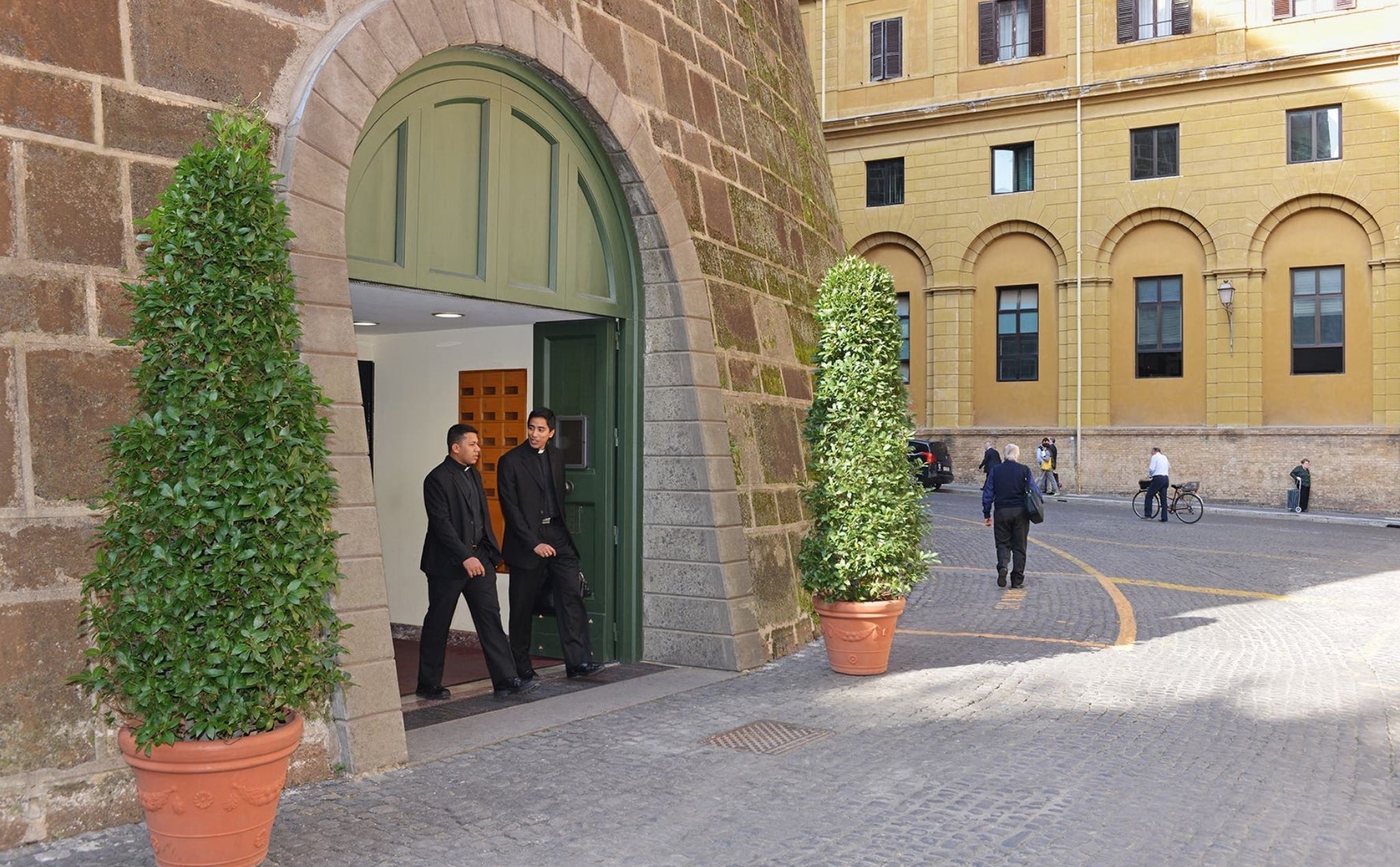 phailamgi_Các cơ quan trọng yếu của Tòa Thánh Vatican_2.jpg