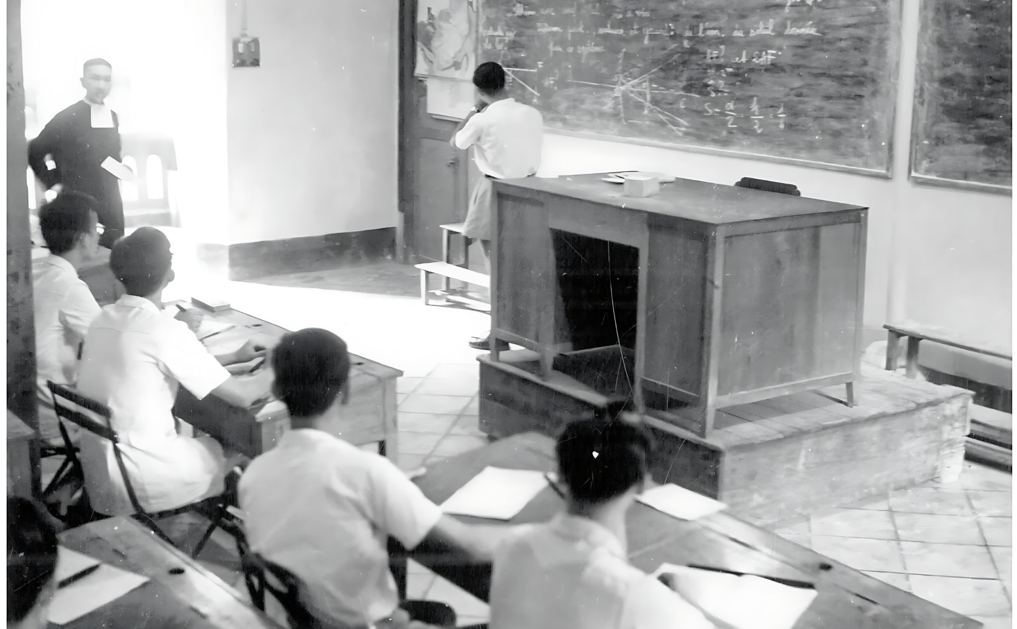 phailamgi_Các trường học Công giáo trước năm 1975_cv2.jpg