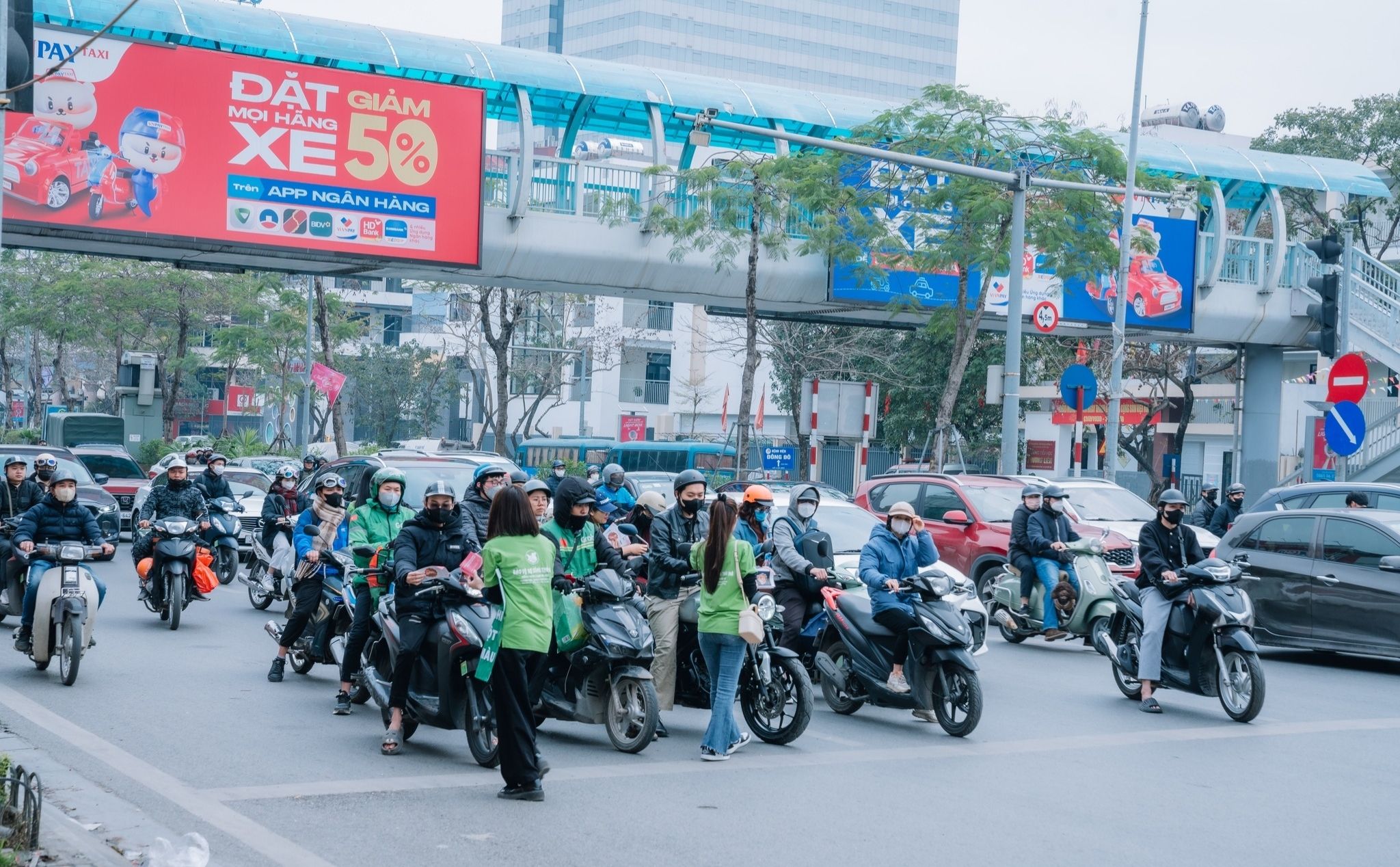 phailamgi_Cuộc tuần hành kêu gọi bảo vệ sự sống nhân Ngày Quốc tế Phụ nữ_4.jpg