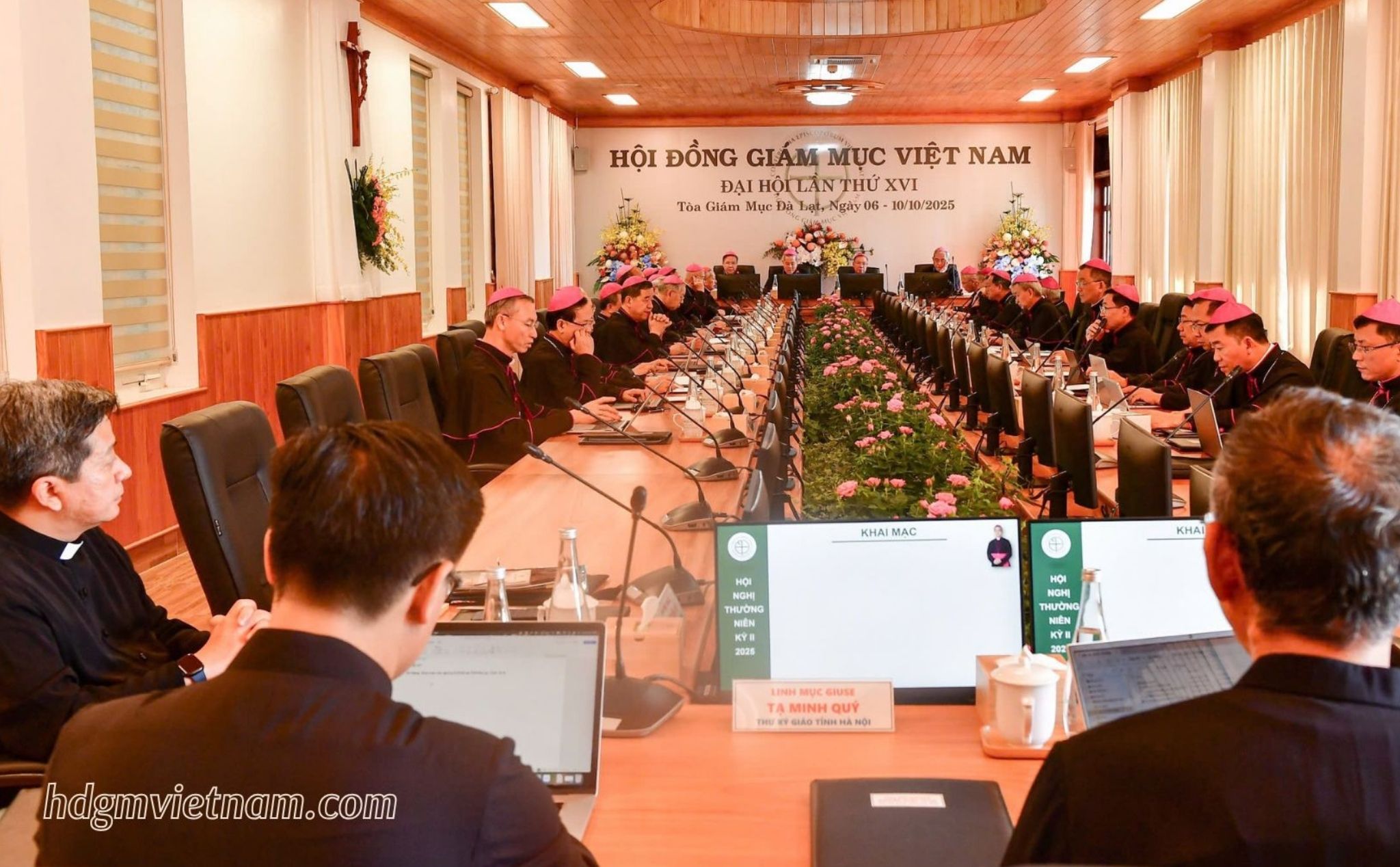 phailamgi_Đối thoại trong Thánh Thần nền tảng của sự phân định trong Giáo hội Hiệp hành_cv1.jpg