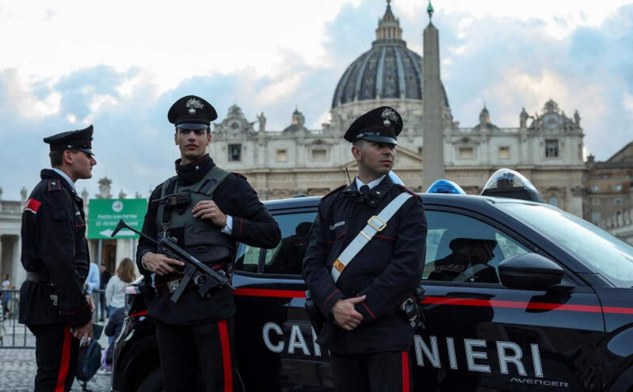 Phailamgi_Drones, vệ tinh, phần mềm gián điệp… Vatican làm gì để bảo vệ bí mật của mật nghị Hồ...jpg