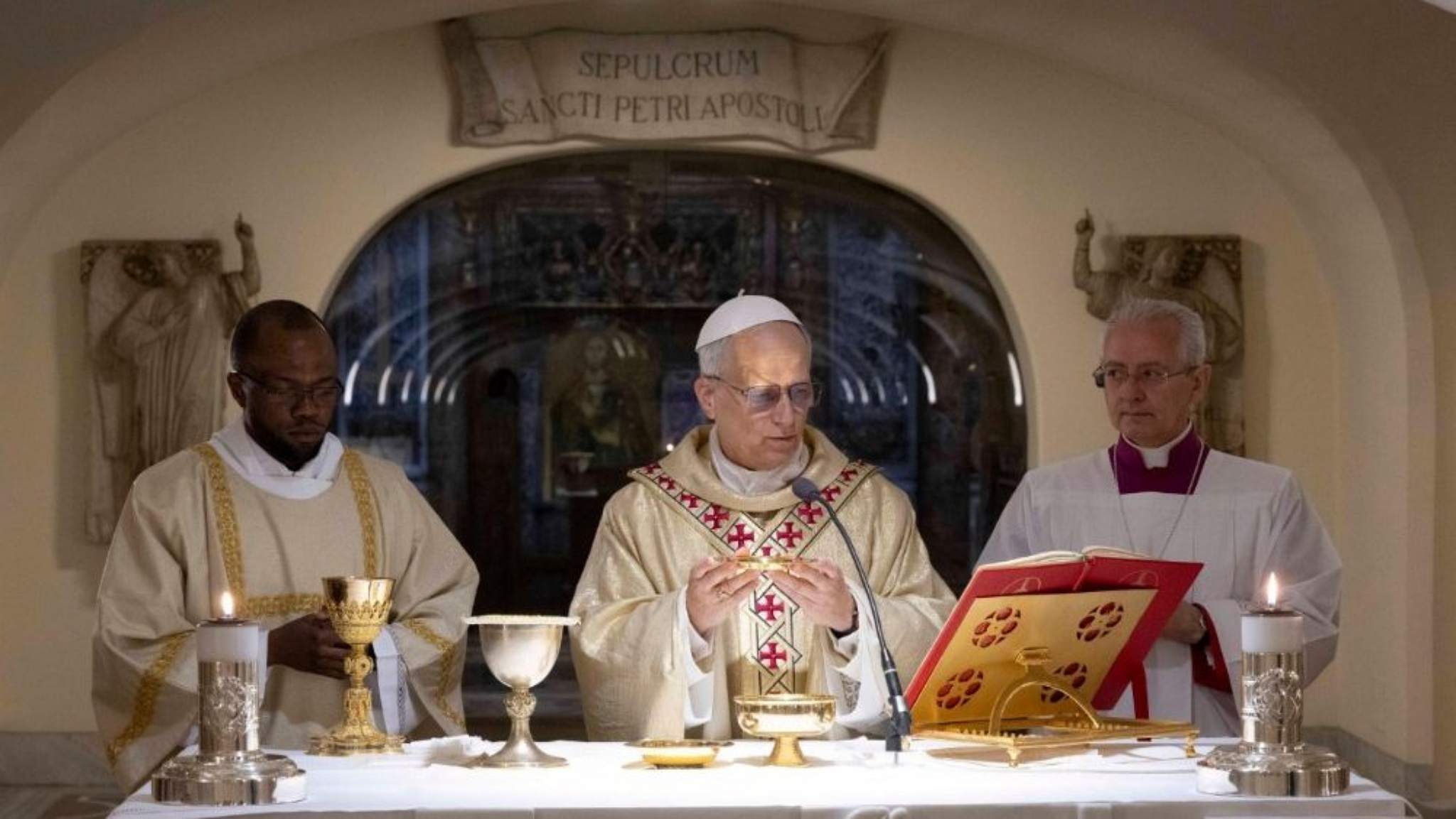 Phailamgi_Đức Giáo hoàng Lêô XIV dâng Thánh lễ tại hầm mộ Vatican_cv.jpeg