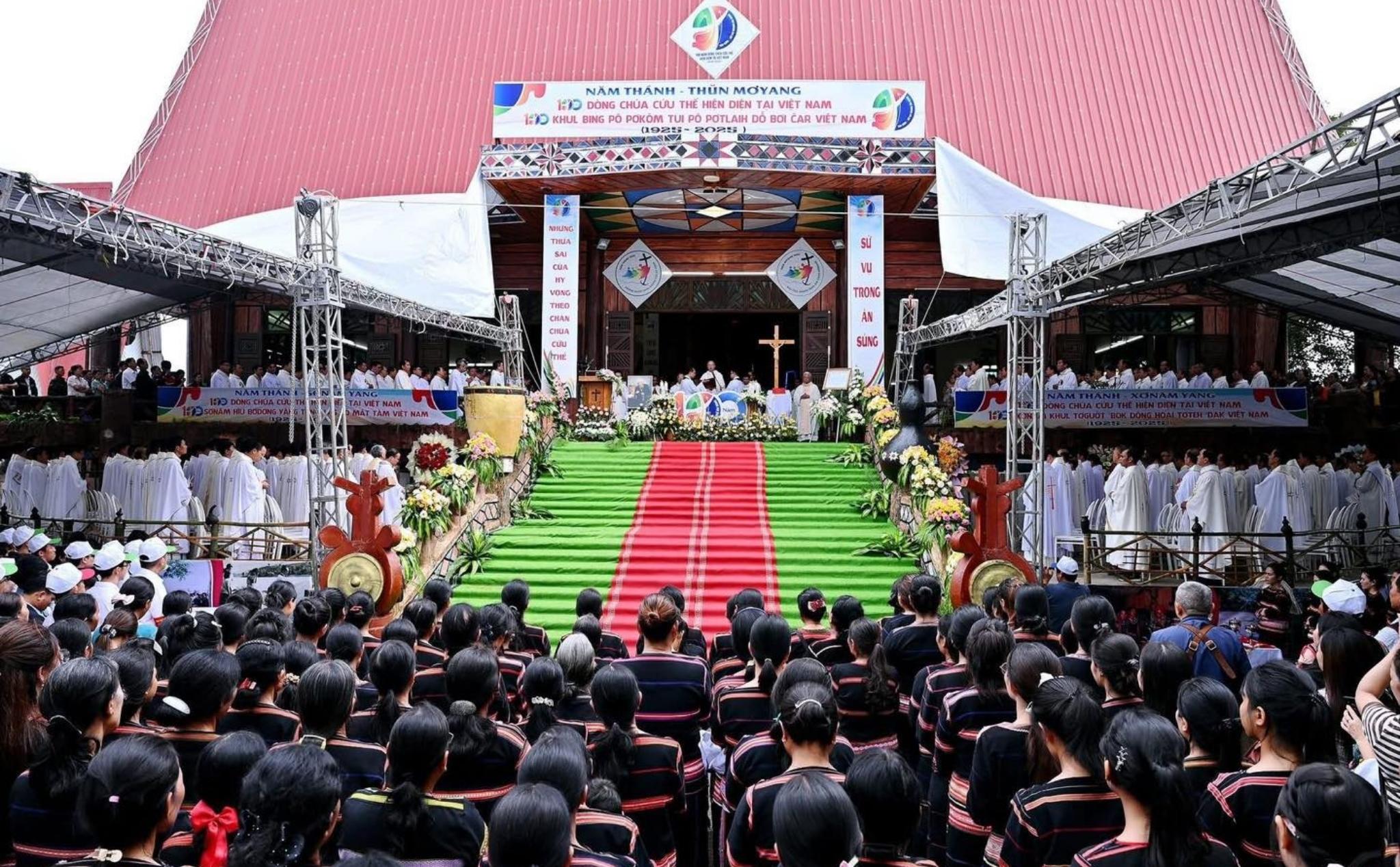 phailamgi_Hiểu Thánh lễ để sống Thánh lễ Lời nguyện nhập lễ_cv1.jpg