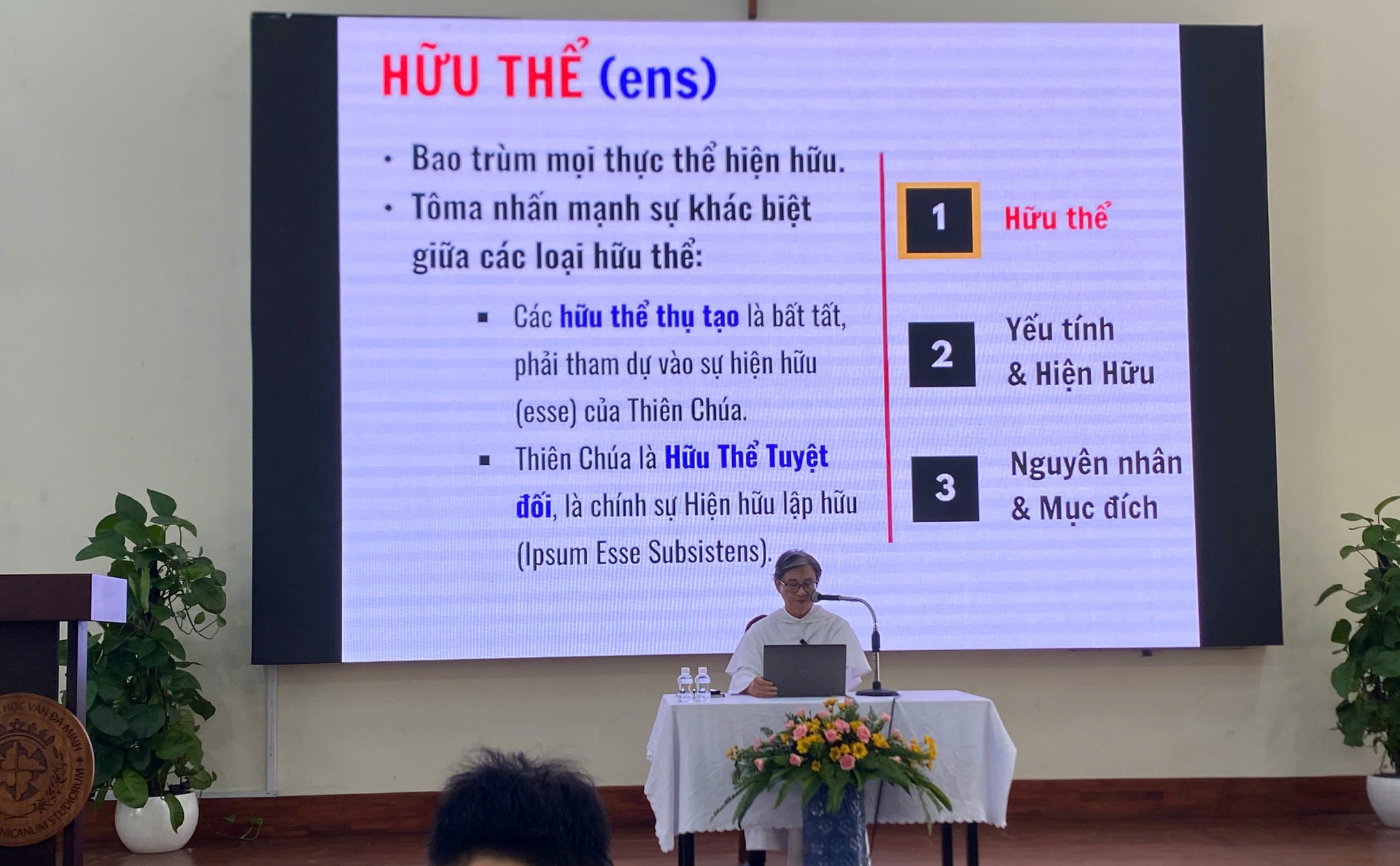 Phailamgi_Hội thảo “Phẩm giá con người vô hạn – Di sản Thánh Tôma Aquinô”_cv2.jpg