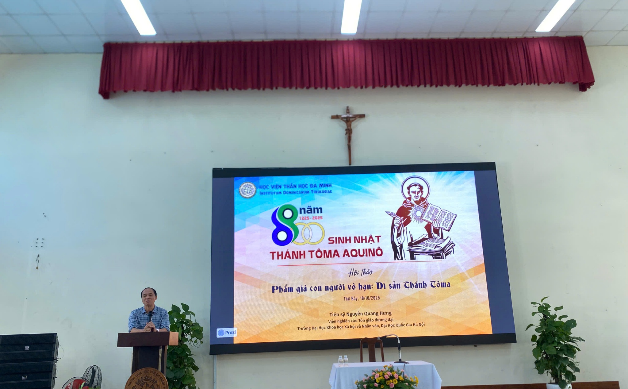 Phailamgi_Hội thảo “Phẩm giá con người vô hạn – Di sản Thánh Tôma Aquinô”_cv6.jpg