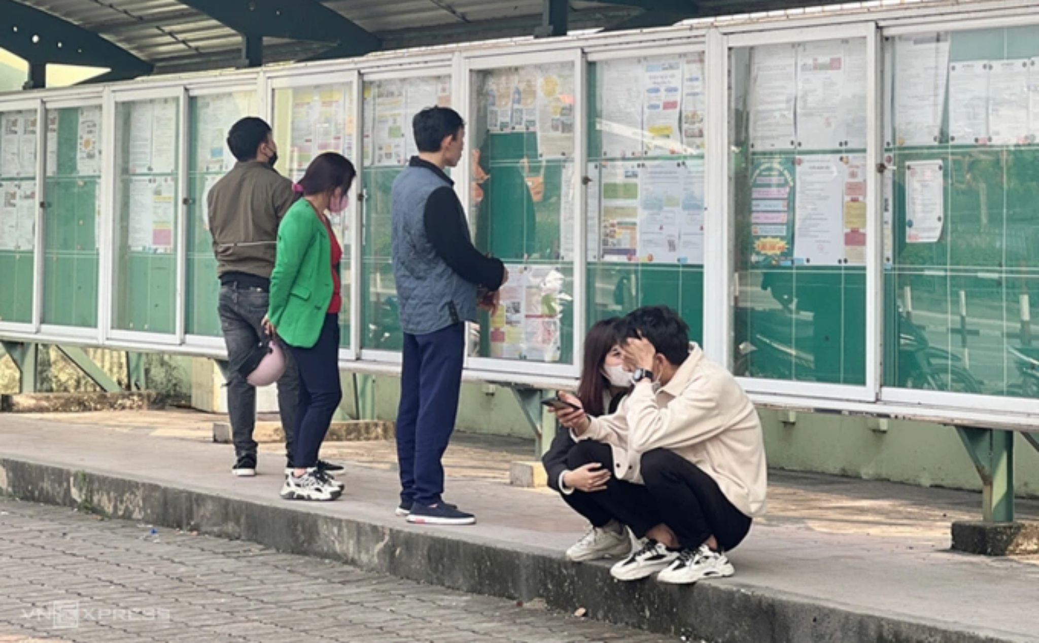 Phailamgi_Khi 1,35 triệu thanh niên Việt Nam rơi vào tình trạng 3 không Một hồi chuông cảnh tỉnh.jpg