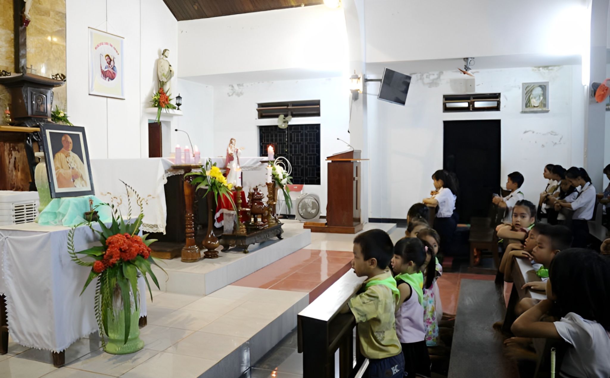 phailamgi_Kính nhớ vị mục tử can trường Tổng giám mục Philipphê Nguyễn Kim Điền_cv2.jpg
