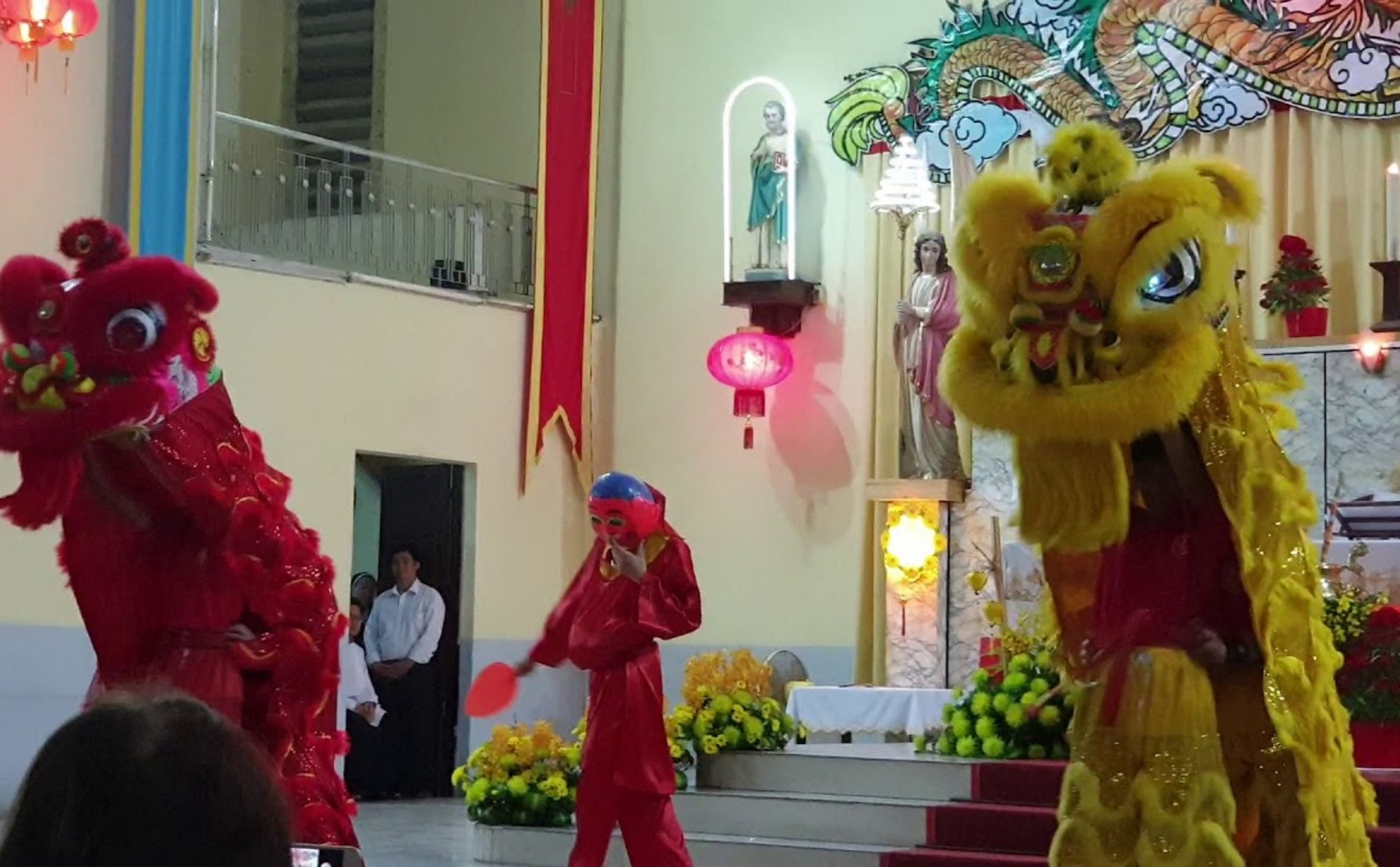 phailamgi_Nhà thờ không phải là “sân khấu biểu diễn”, nhưng là bí tích của thân thể huyền nhiệ...jpg