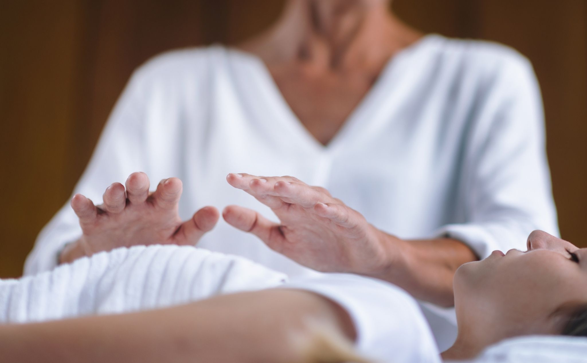 phailamgi_Những rủi ro thiêng liêng ẩn giấu sau phương pháp trị liệu Reiki tại Việt Nam_cv1.jpg