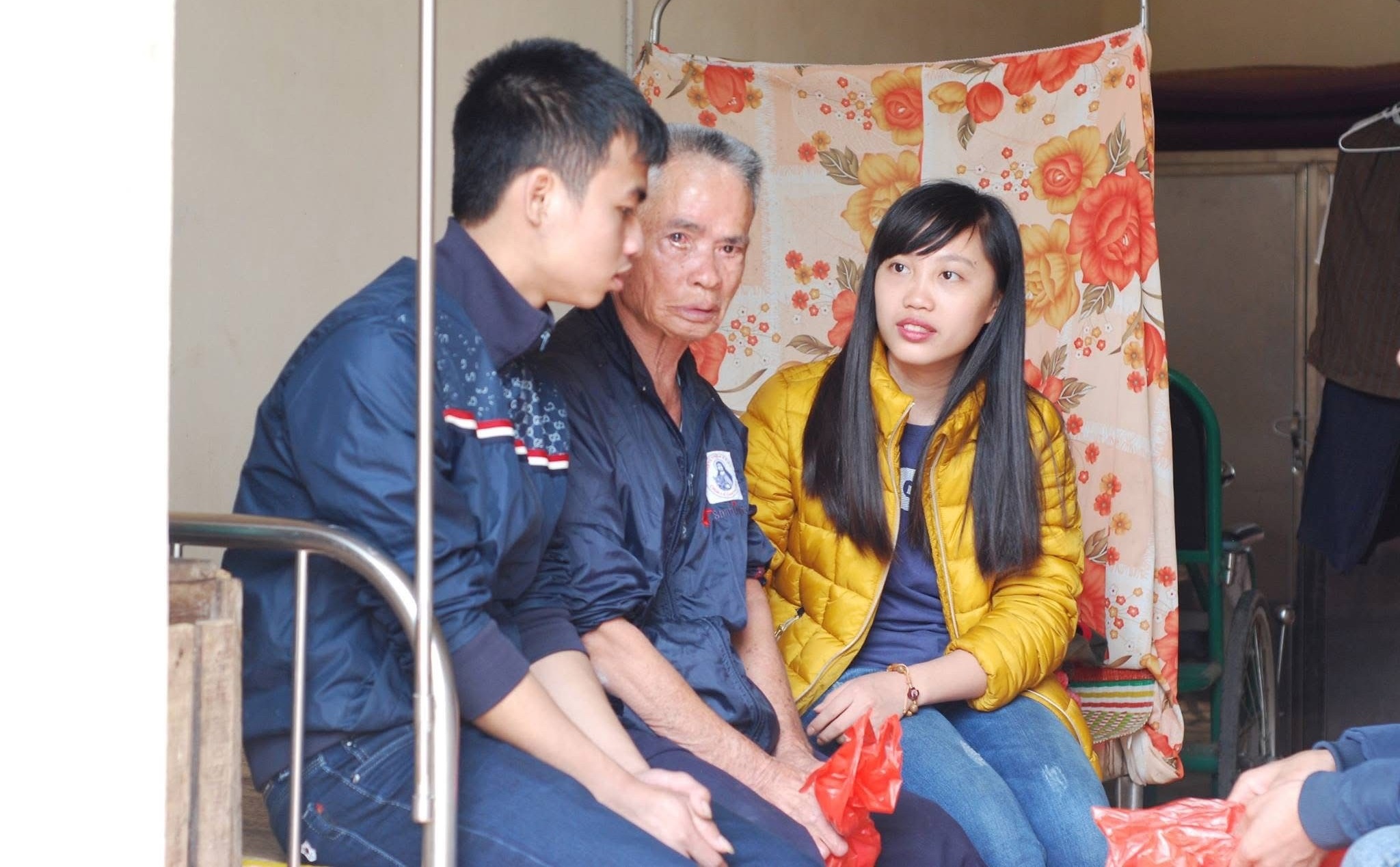 Phailamgi_Nỗi đau không để so sánh, mà để cảm thông_cv.jpg