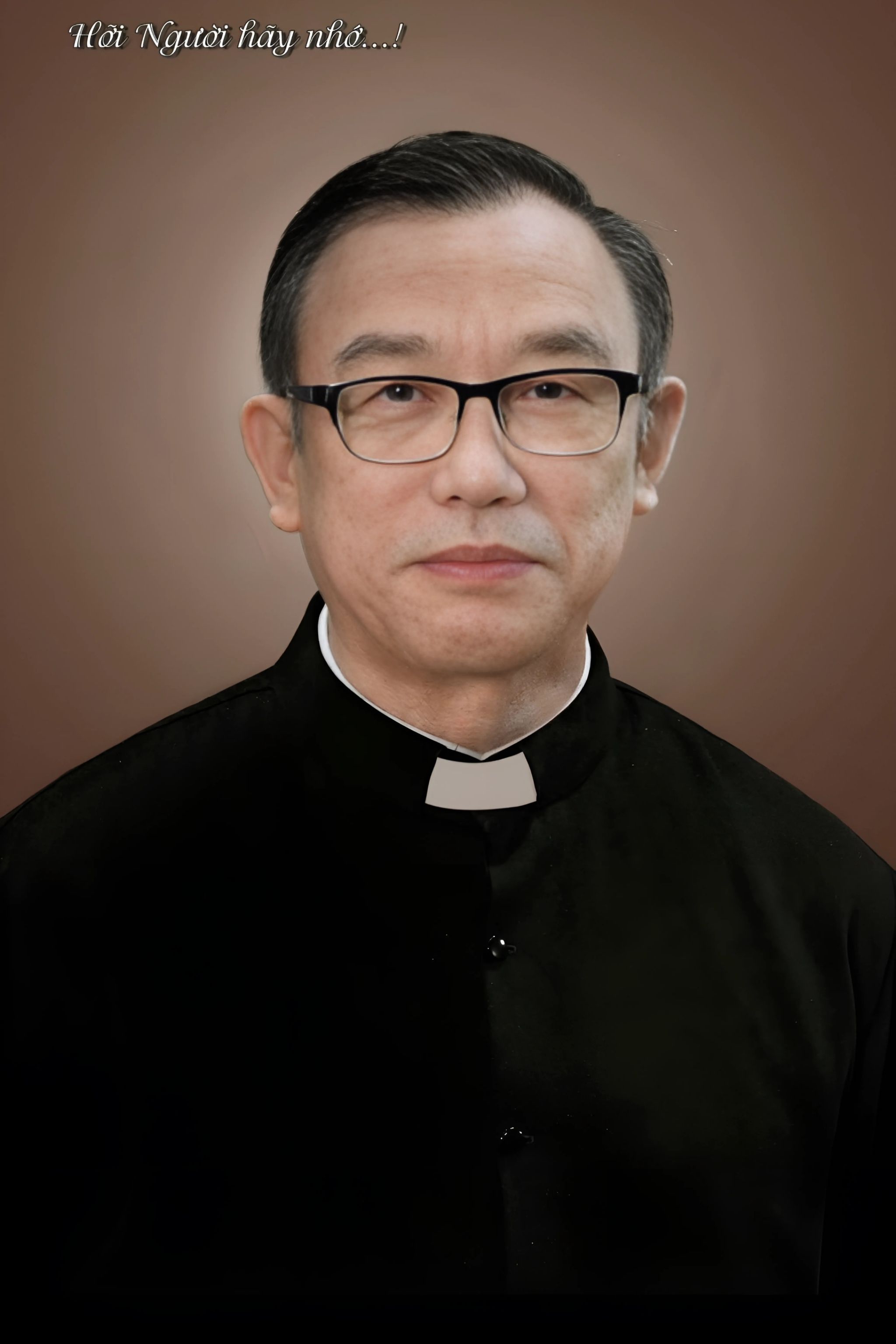 phailamgi_Thầy phó tế.jpg