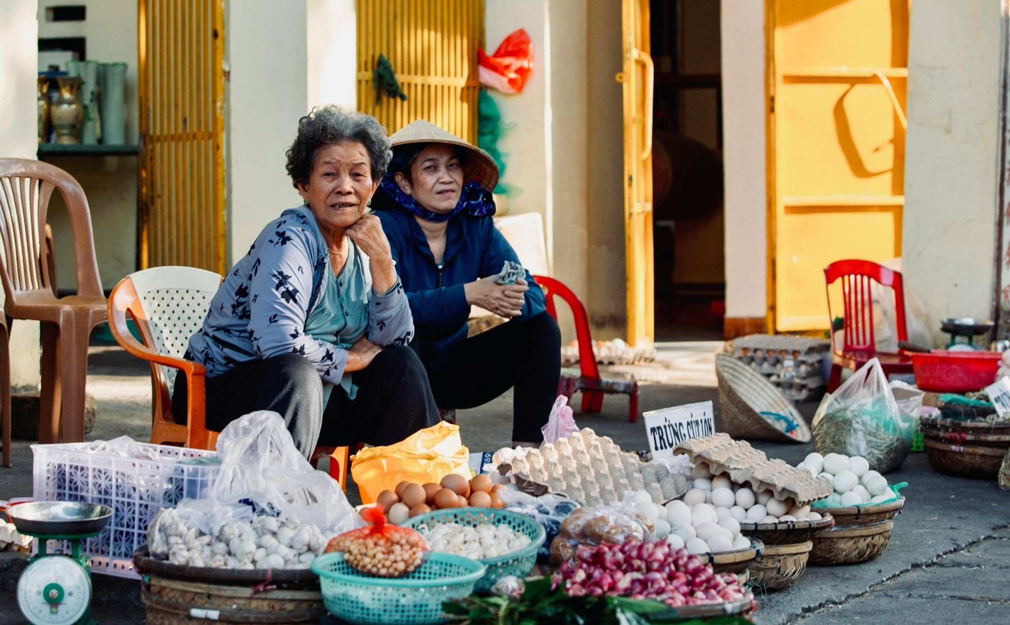 phailamgi_Tình yêu và sự thật liệu có luôn đồng hành_cv1.jpg