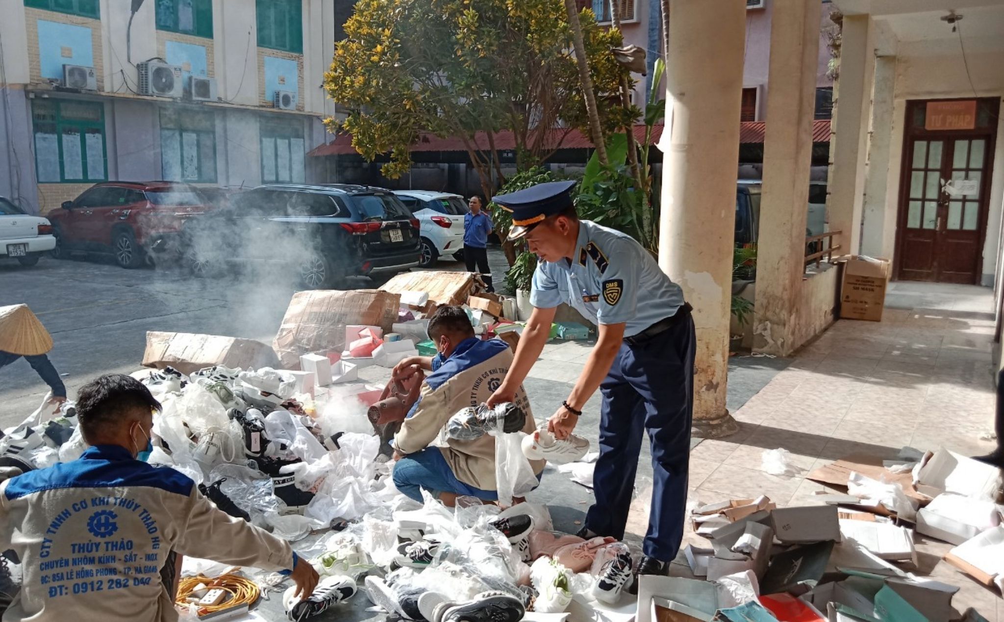 phailamgi_Tôi là nạn nhân của hàng giả, hàng nhái_cv2.jpg