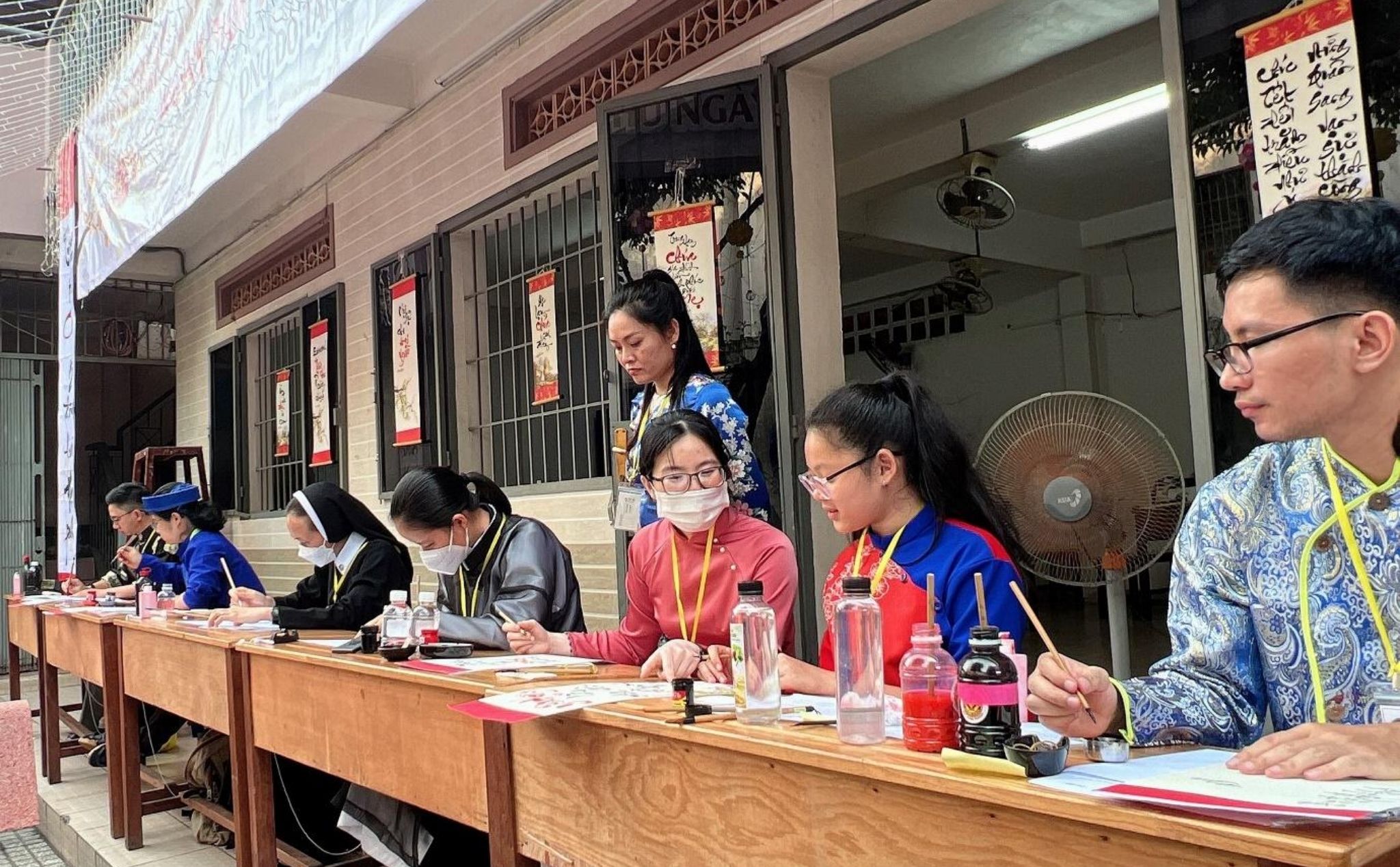phailamgi_Tủ sách J.H. Newman Đông học độc bản – Nhân học Nho giáo_cv2.jpg