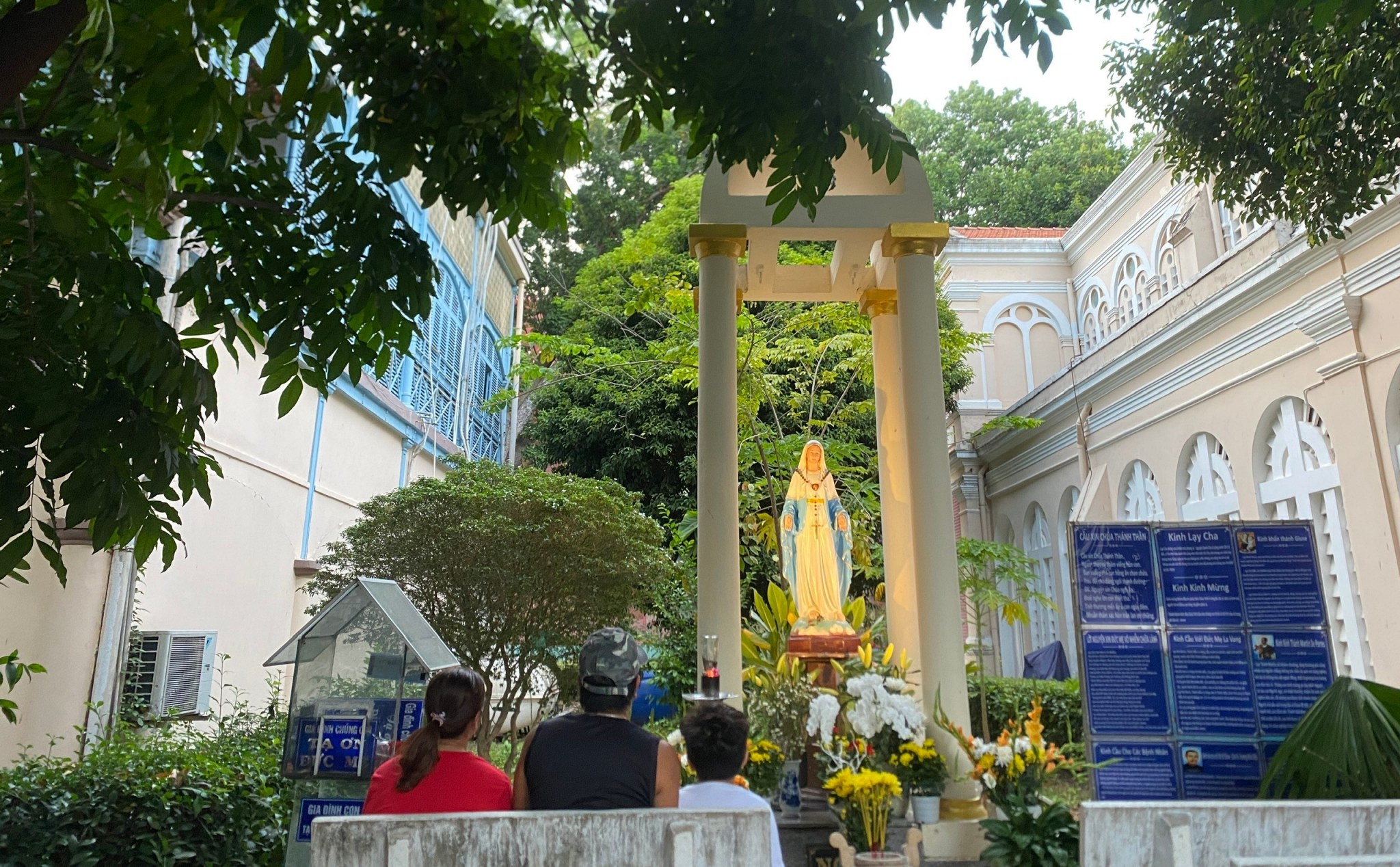 phailamgi_văn hóa kết hôn muộn_cv1.jpg