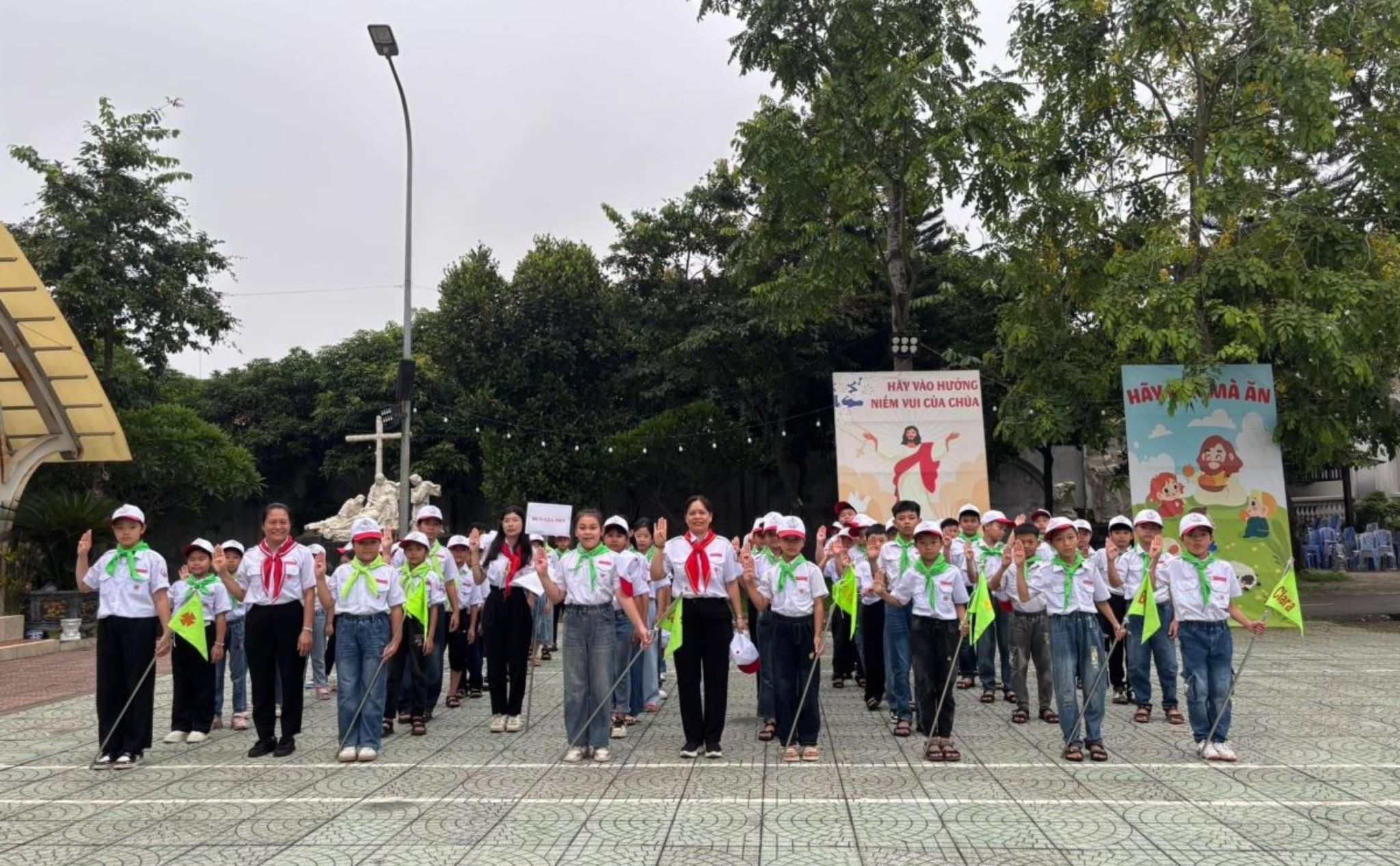 phamlamgi_Dạy Giáo lý tại các giáo xứ nông thôn miền Bắc khó khăn chưa tìm được lời giải_cv2.jpg