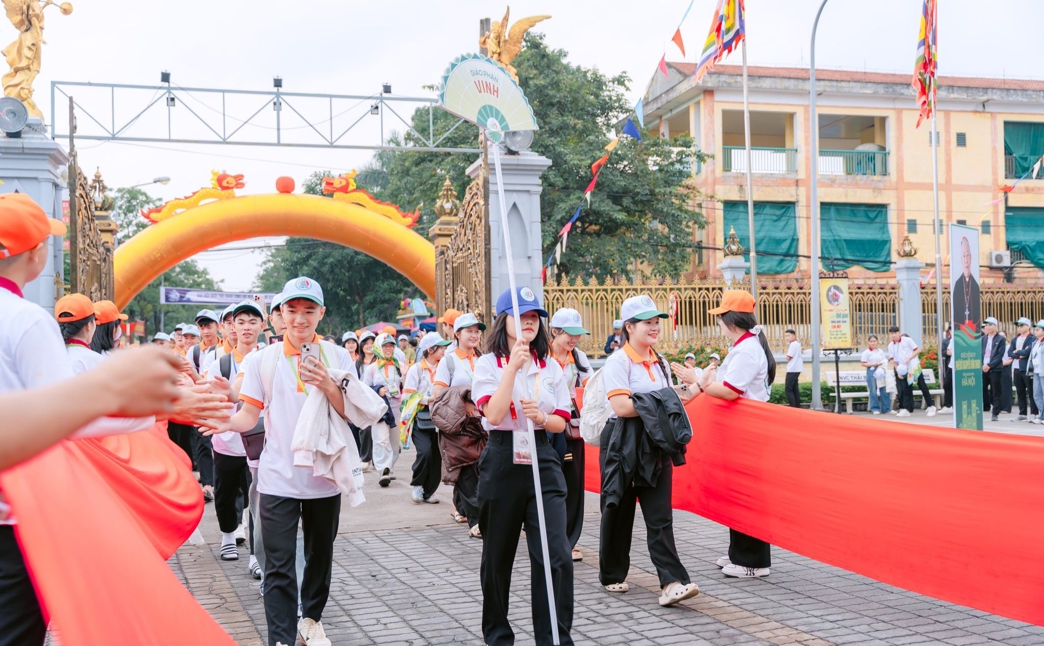 phamlamgi_Hàng nghìn bạn trẻ dự Đại hội Giới trẻ Giáo tỉnh Hà Nội lần thứ XXI tại Thái Bình_2.jpg