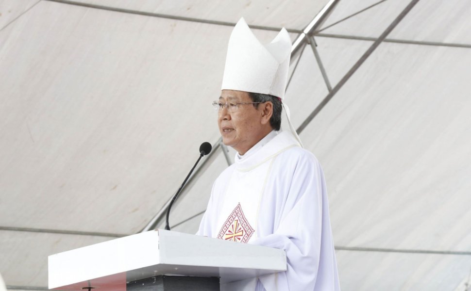 Cover_Giám mục Nguyễn Văn Khảm_phailamgi.jpg