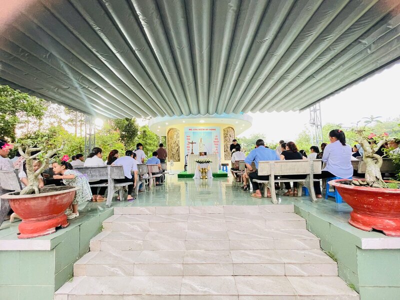 Phailamgi_Giáo dân Việt Nam cầu nguyện cho Đức Thánh Cha Phanxcico_cv24.jpg