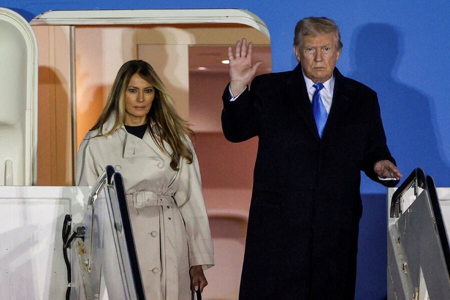 Phailamgi_Tổng thống Trump cùng phu nhân đến Rome tham dự lễ tang giáo hoàng Phanxico.jpg