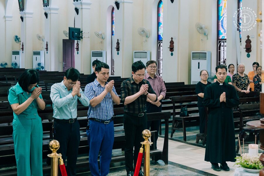 Phailamgi_Giáo dân Việt Nam cầu nguyện cho Đức Thánh Cha Phanxcico_cv50.jpg