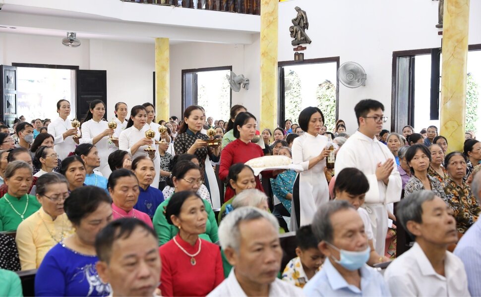 phailamgi_Hiệp hành trong xứ đạo Việt Nam Lý thuyết hay thực tiễn_cv1.jpg