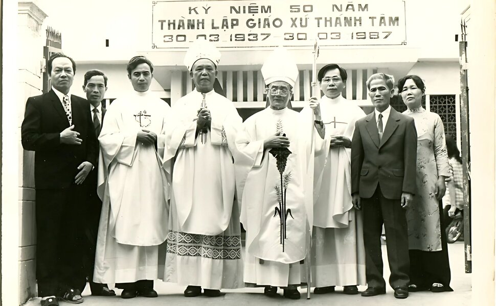 phailamgi_Đức cha Phêrô Nguyễn Huy Mai vị Giám mục kiên định giữ vững lập trường của Giáo hội_...jpg