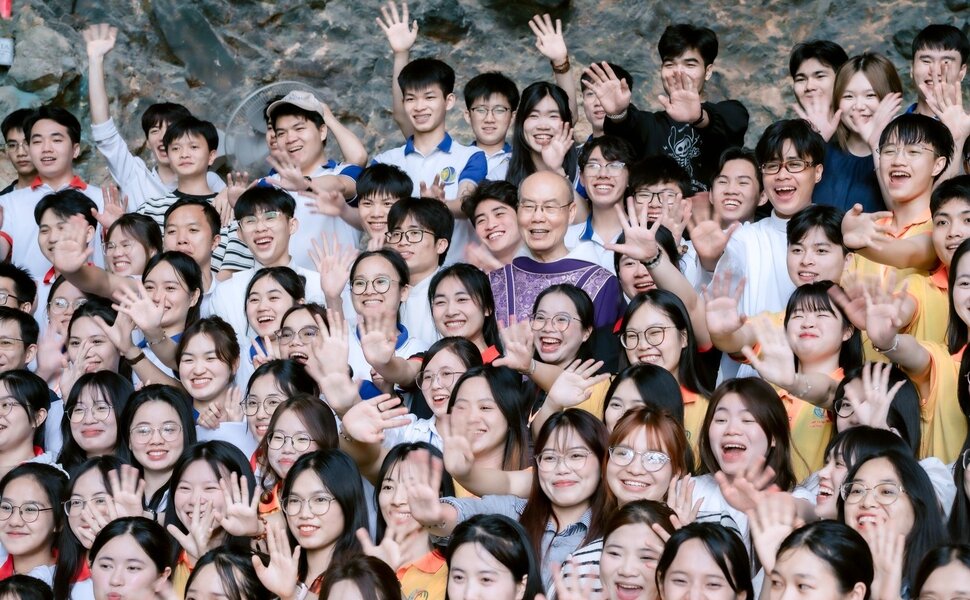 phailamgi_Giáo hội gợi ý hình thức truyền giáo sáng tạo nào cho giới trẻ_cv1.jpg