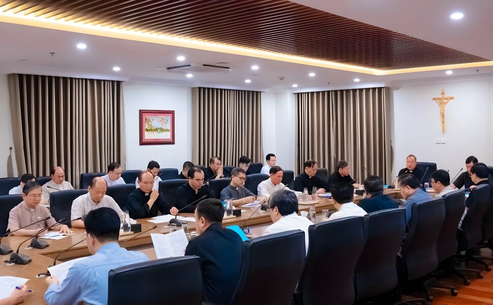 phailamgi_Hội đồng Linh mục TGP Hà Nội bàn lập ban tài chính giáo xứ_cv1.jpg