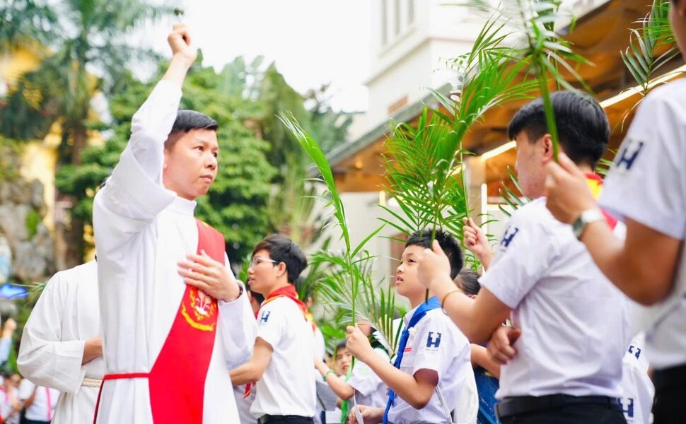 phailamgi_Làm sao để cha mẹ tránh 'nhồi sọ lý thuyết' khi giáo dục đức tin_cv1.jpg