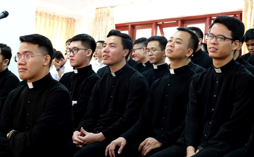 phailamgi_Từ bản thống kê năm 2025 của Giáo hội Hàn Quốc, bài học nào cho Giáo hội Việt Nam_cv2.jpg