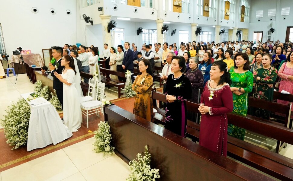 phailamgi_Tính bất khả phân ly của hôn nhân đem lại lợi ích lớn lao thế nào_cv1.jpg