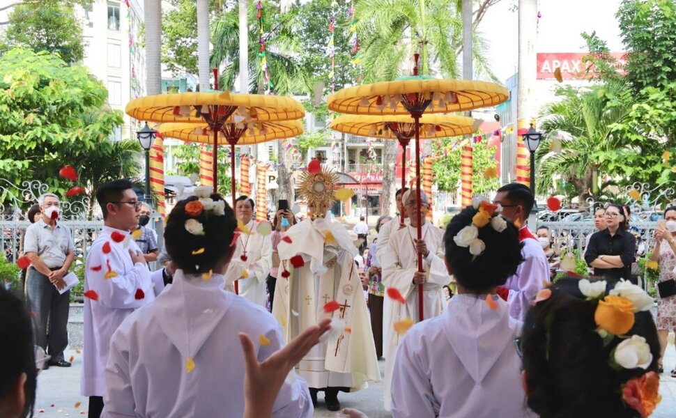 phailamgi_Học thuyết xã hội về tự do tôn giáo và vai trò của nhà nước trong lãnh vực tôn giáo_...jpg