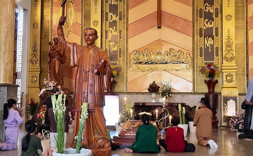 phailamgi_Lễ tuyên Chân Phước cha Trương Bửu Diệp không tiếp nhận đăng ký tác nghiệp với YouTu...jpg