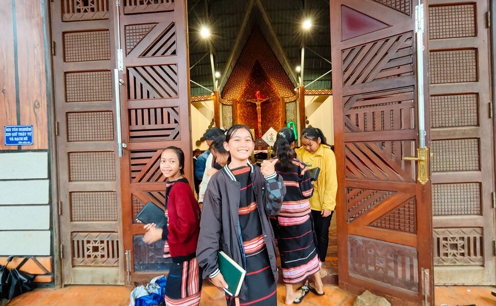 phailamgi_tự do chọ lựa_cv2.jpg